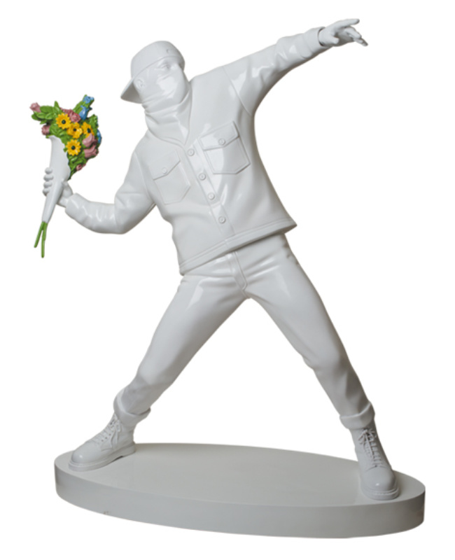medicom-toy-brandalism-flower-bomber-3ft-statue-1